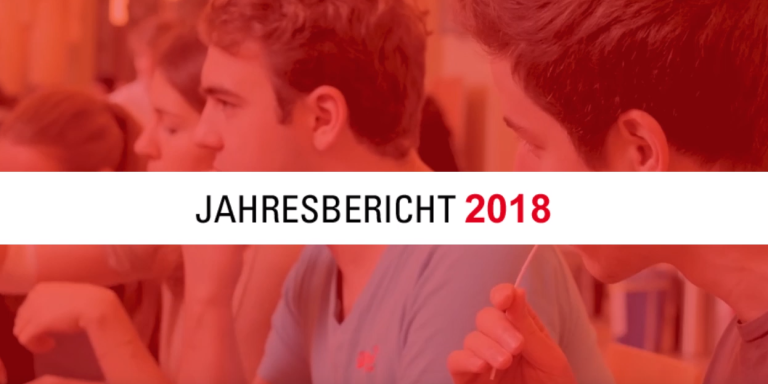 Ein Bild mit der Aufschrift "Jahresbericht 2018"